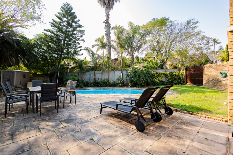 4 Bedroom Property for Sale in Kenridge Heights Western Cape